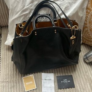 Coach Rogue 39 Black Leather Pebble Bag w/Tan suede lining